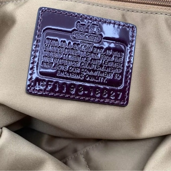 COACH Madison Lindsey Patent Leather Large 18627
Satchel in Plum Good Condition - Picture 8 of 12